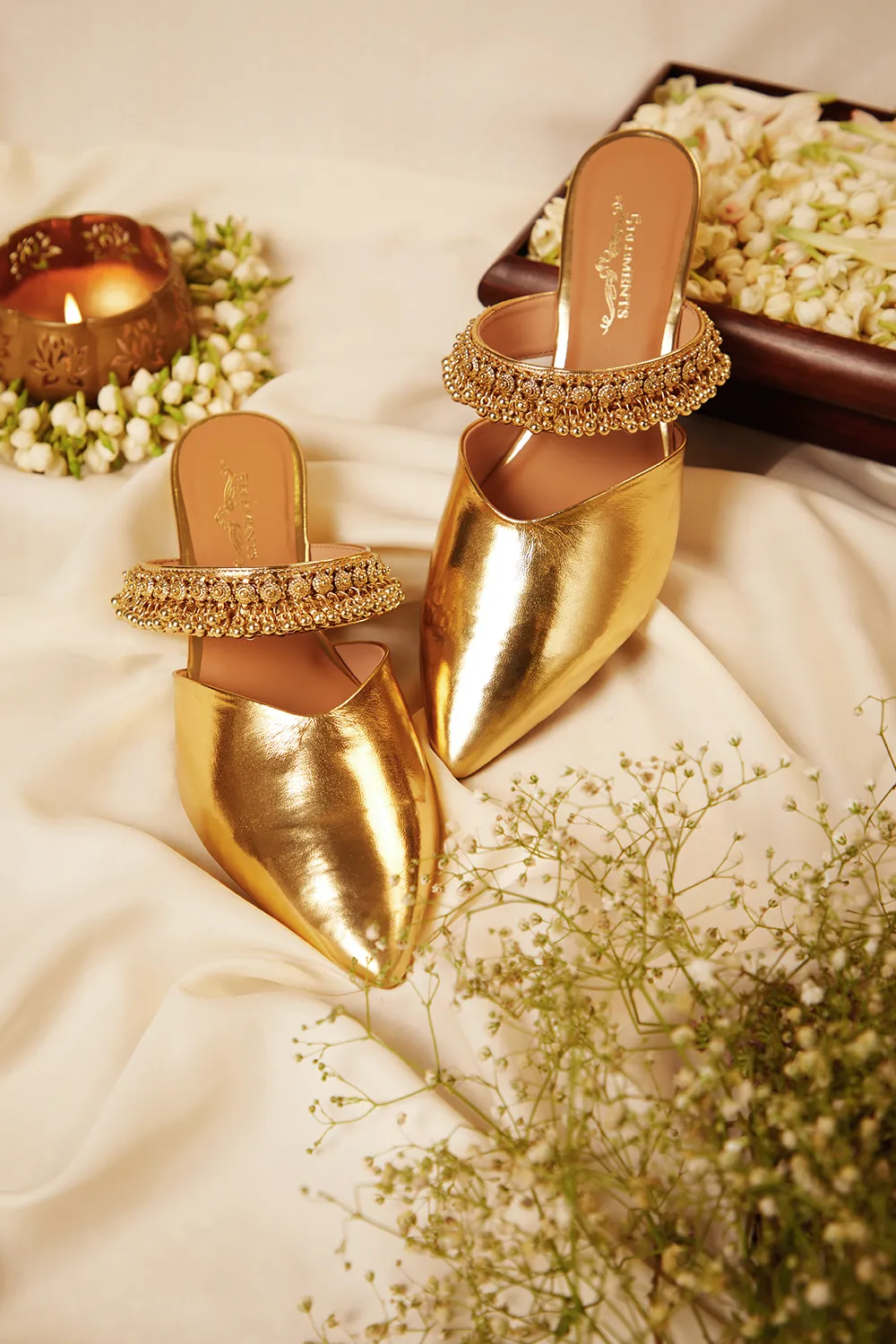 Akali Gold Heels
