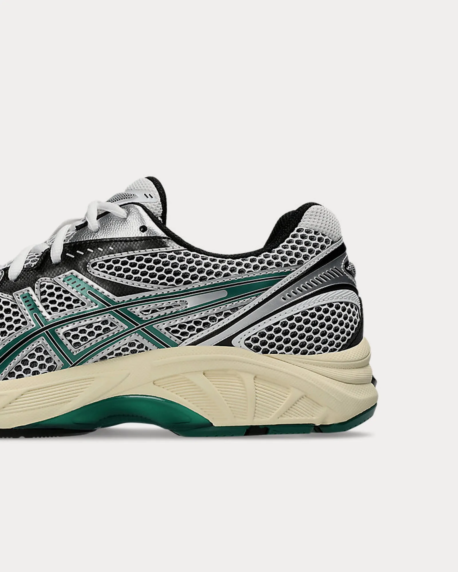 GT-2160 White / Jasper Green Low Top Sneakers