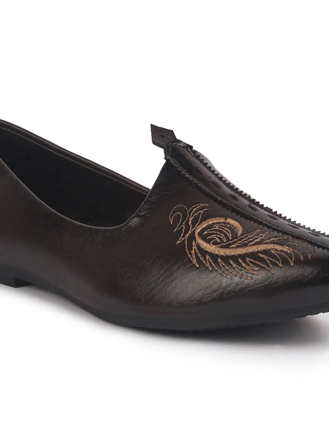 Men Brown Emboridery Ethnic Slip On Juttis and Mojaris for Wedding|Party Slip-On|Traditional Kurtas Shoes|Flexible TPR Sole
