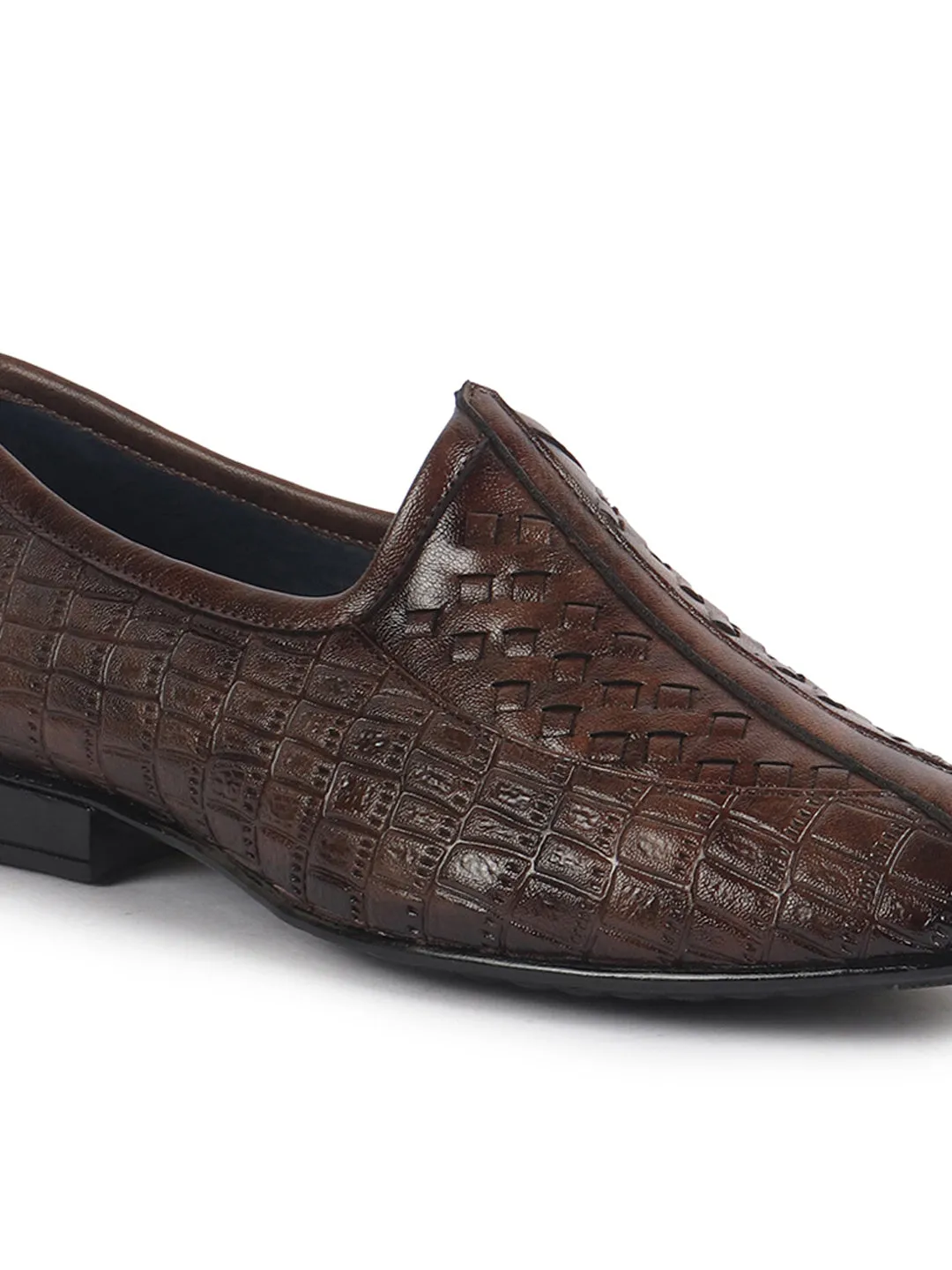 Men Brown Textured Ethnic Round Toe Juttis and Mojaris for Wedding|Festive Slip-On For Kurtas|Pathani Kurta Slip On Shoes