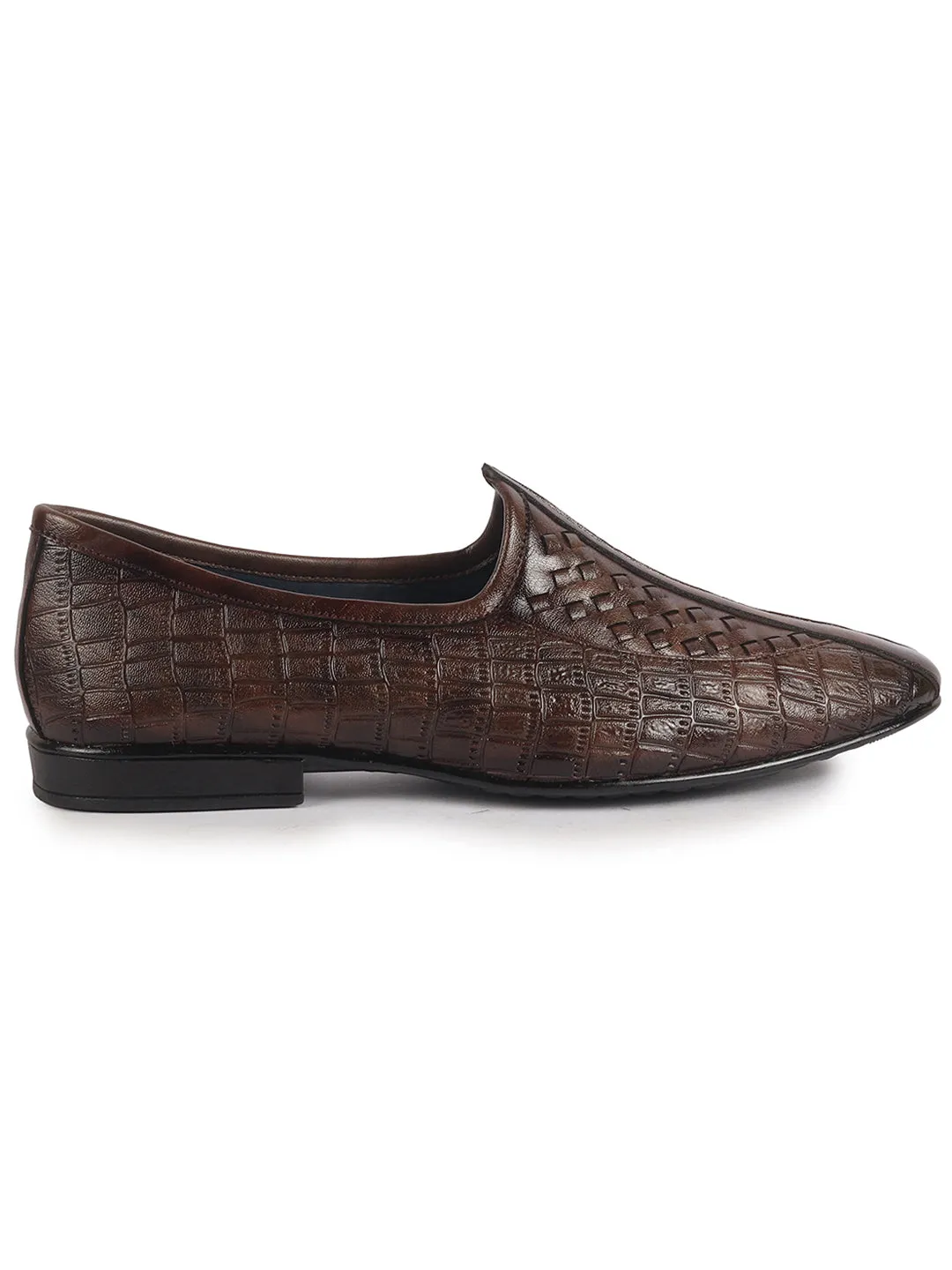 Men Brown Textured Ethnic Round Toe Juttis and Mojaris for Wedding|Festive Slip-On For Kurtas|Pathani Kurta Slip On Shoes