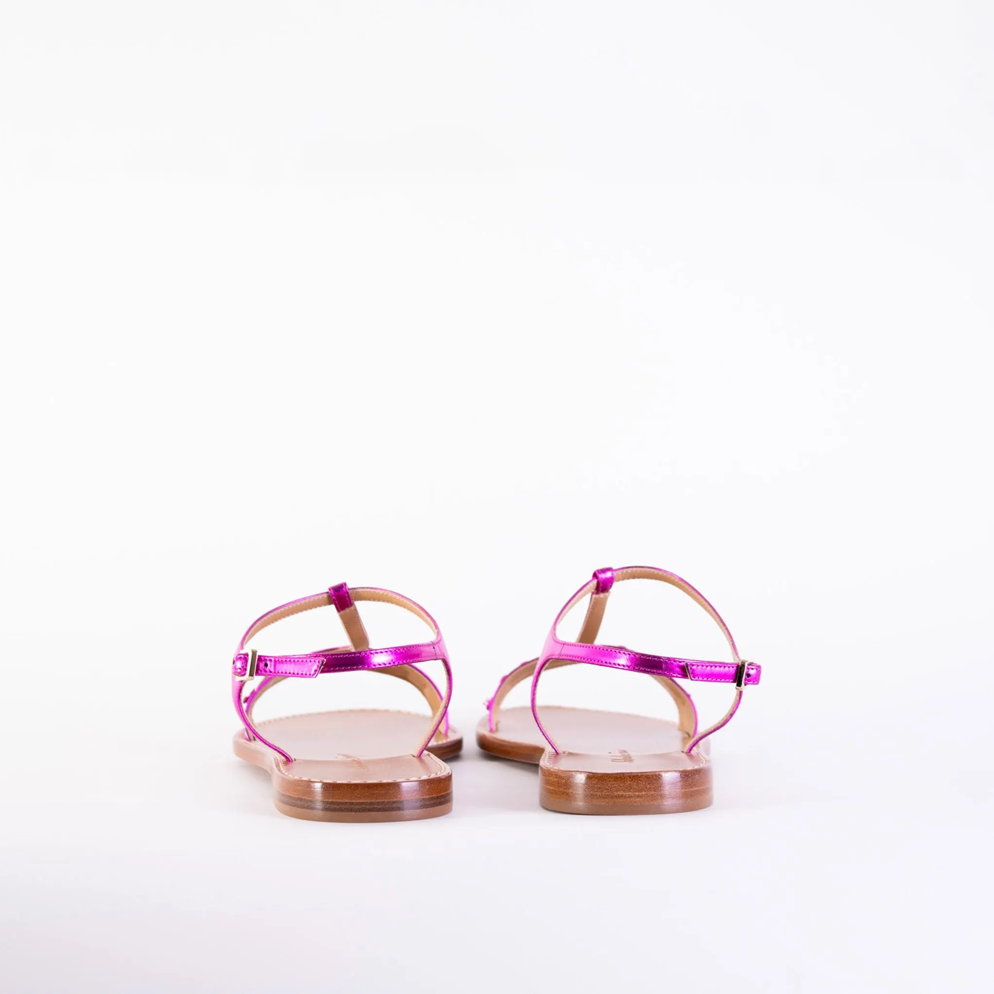 Salvatore Ferragamo Elegant Fuchsia Leather Sandals