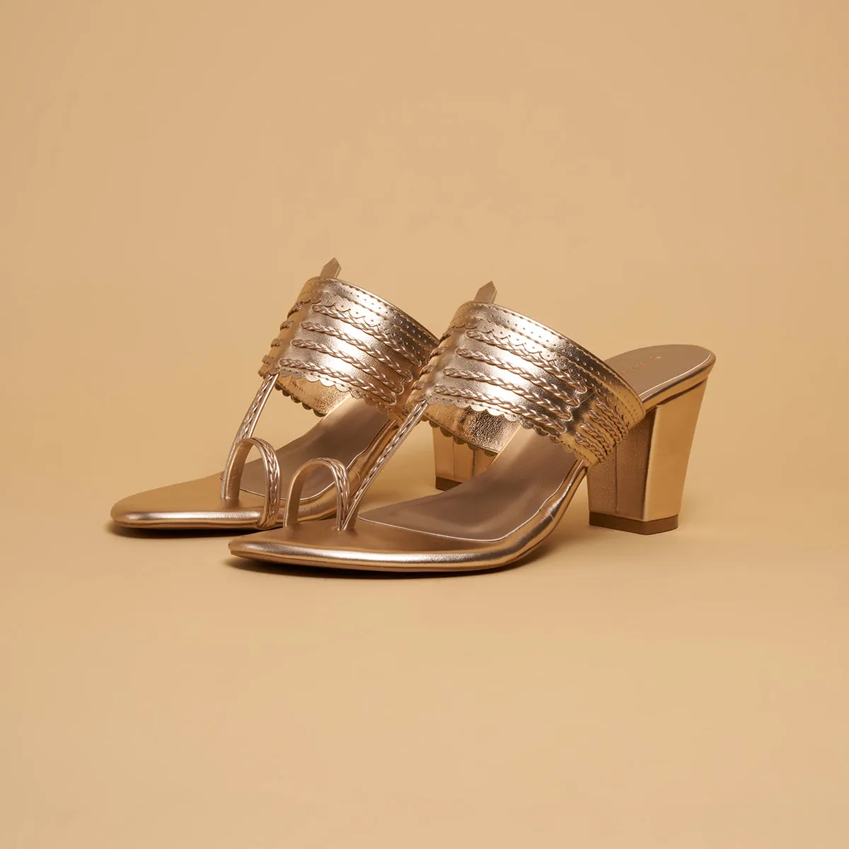 Shaya Kolhapuri Heels