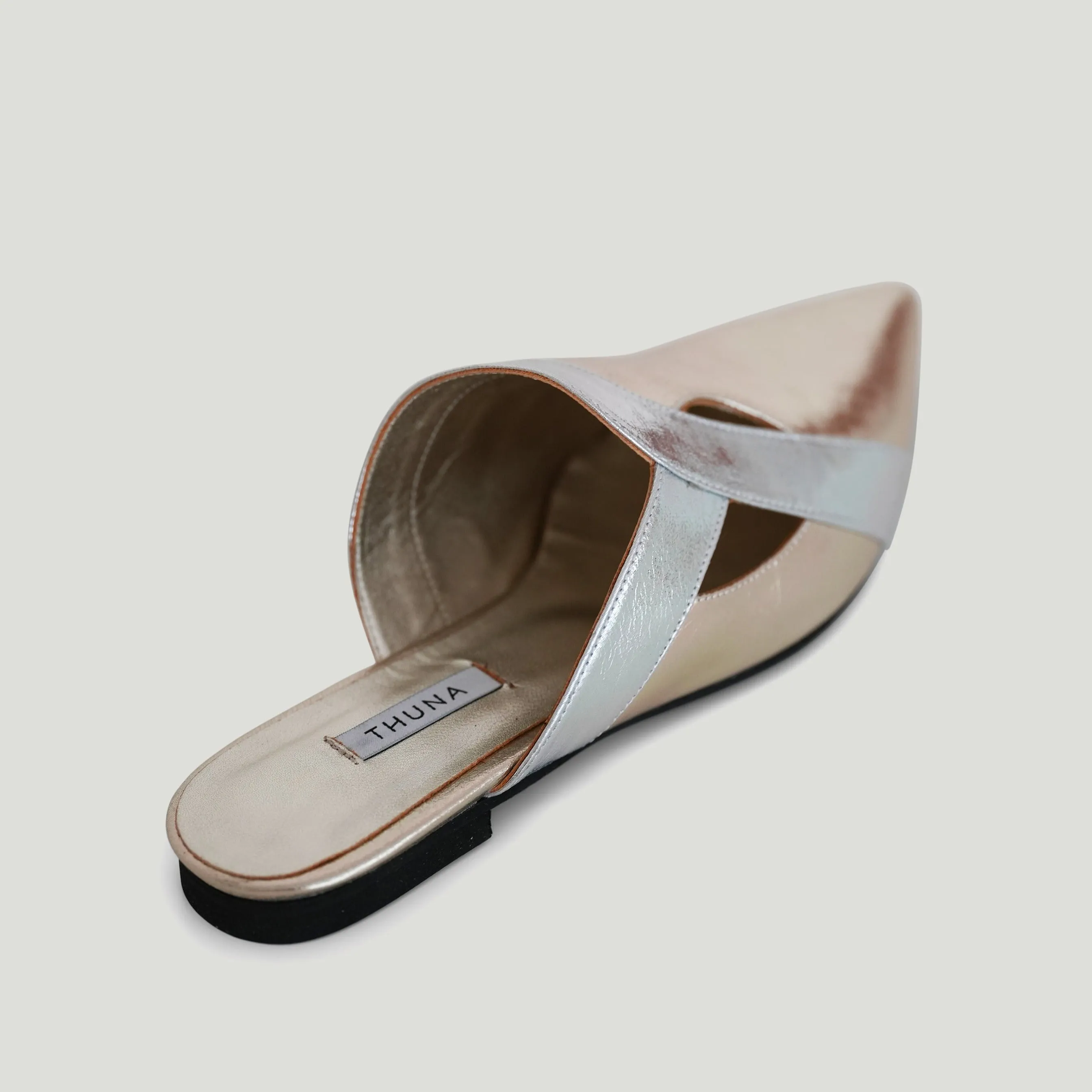 Wajd gold mule